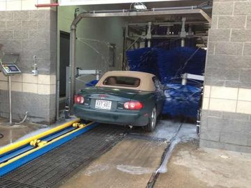 China The Coming Of The Era Of Intelligent Automatic Car Wash supplier